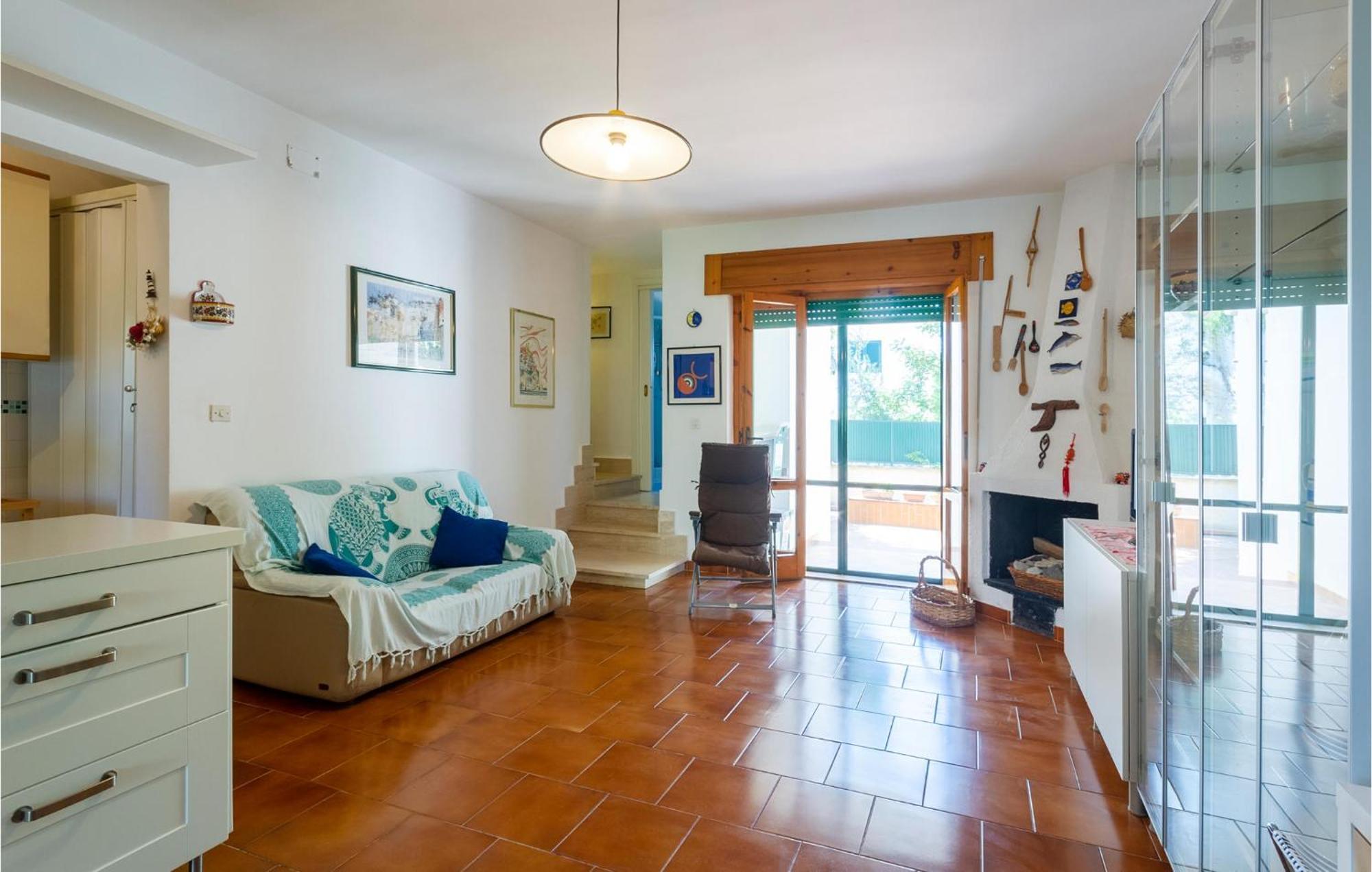 Awesome Home In Manduria With Kitchen エクステリア 写真