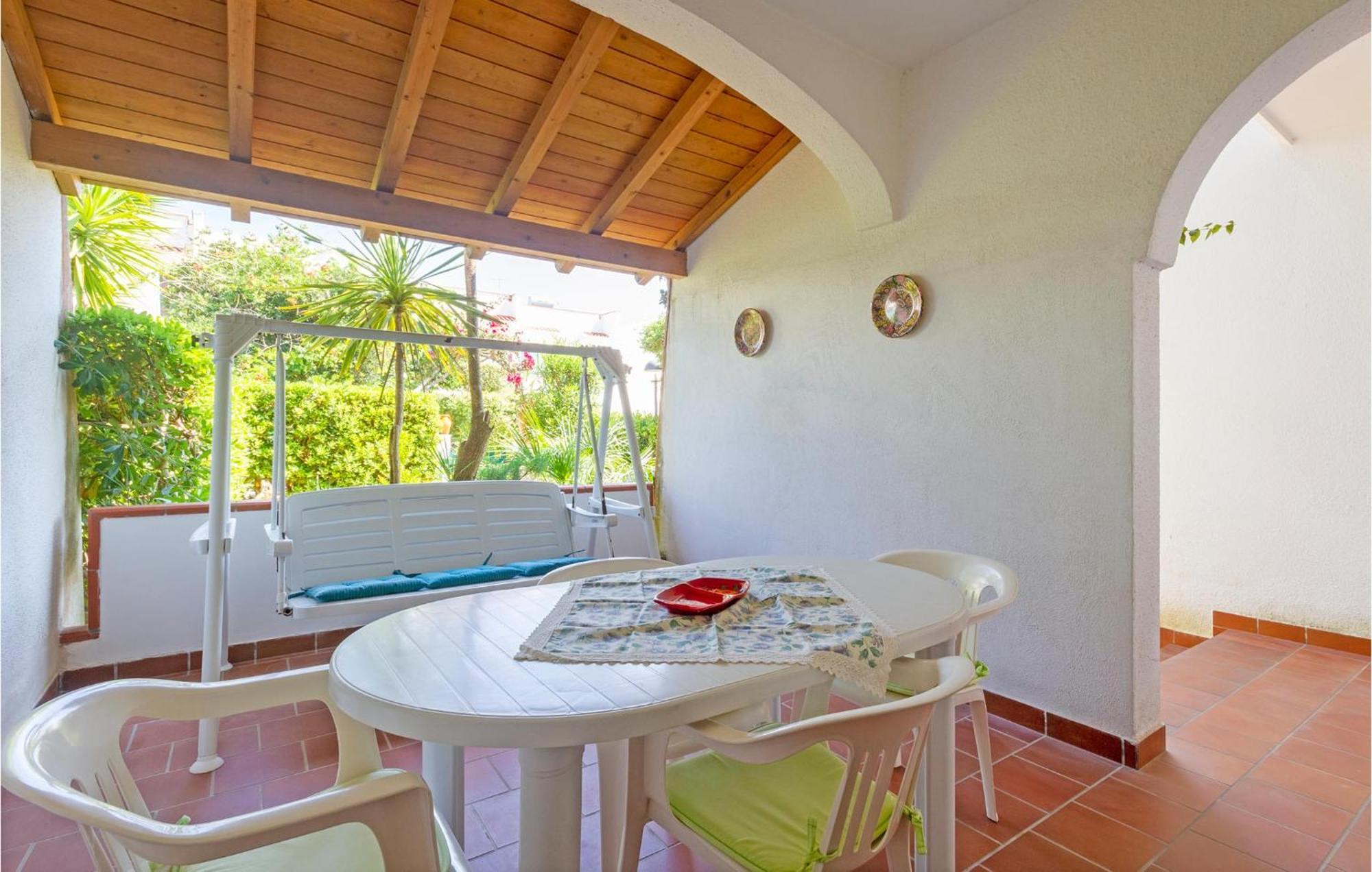Awesome Home In Manduria With Kitchen エクステリア 写真