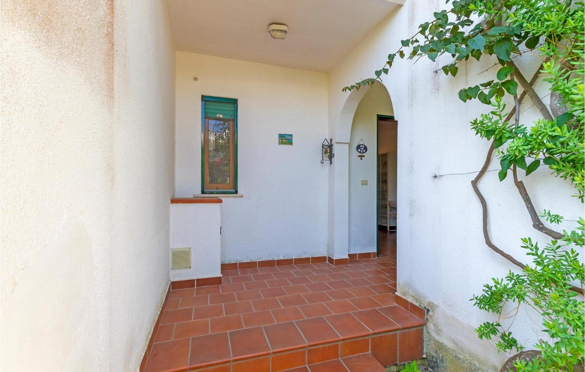 Awesome Home In Manduria With Kitchen エクステリア 写真